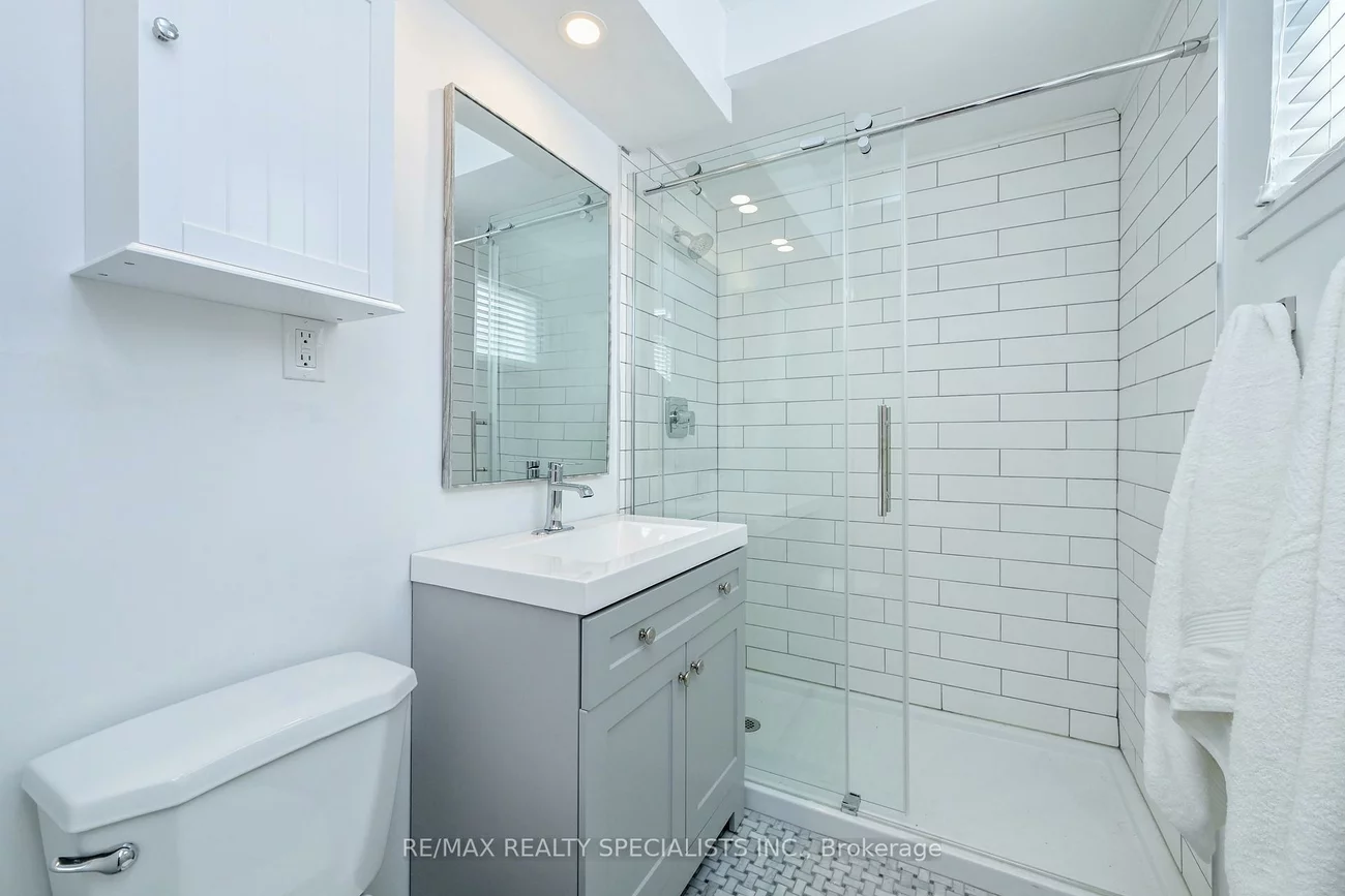 8, Beechwood, Avondale, Brampton