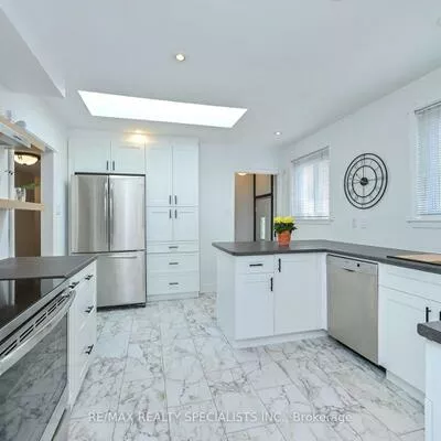 8, Beechwood, Avondale, Brampton