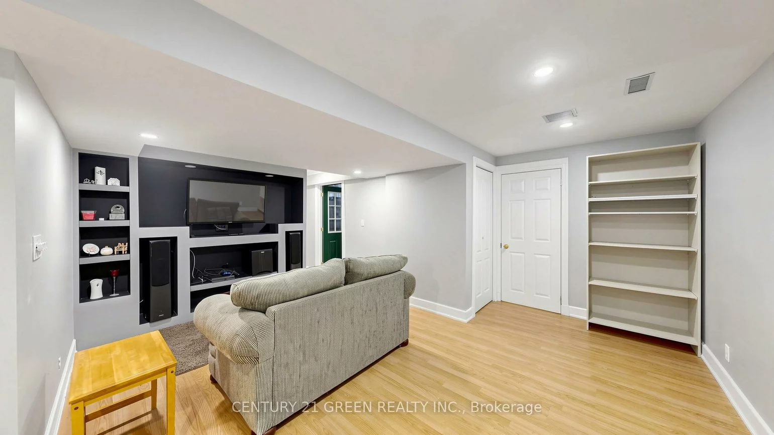 43, Hollowgrove, Vales of Castlemore, Brampton