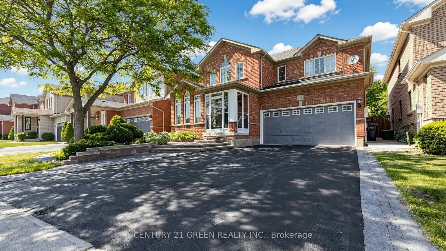 43, Hollowgrove, Vales of Castlemore, Brampton