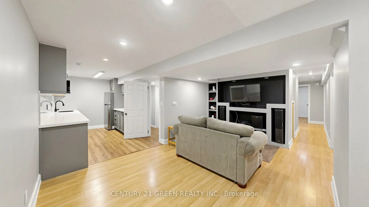 43, Hollowgrove, Vales of Castlemore, Brampton