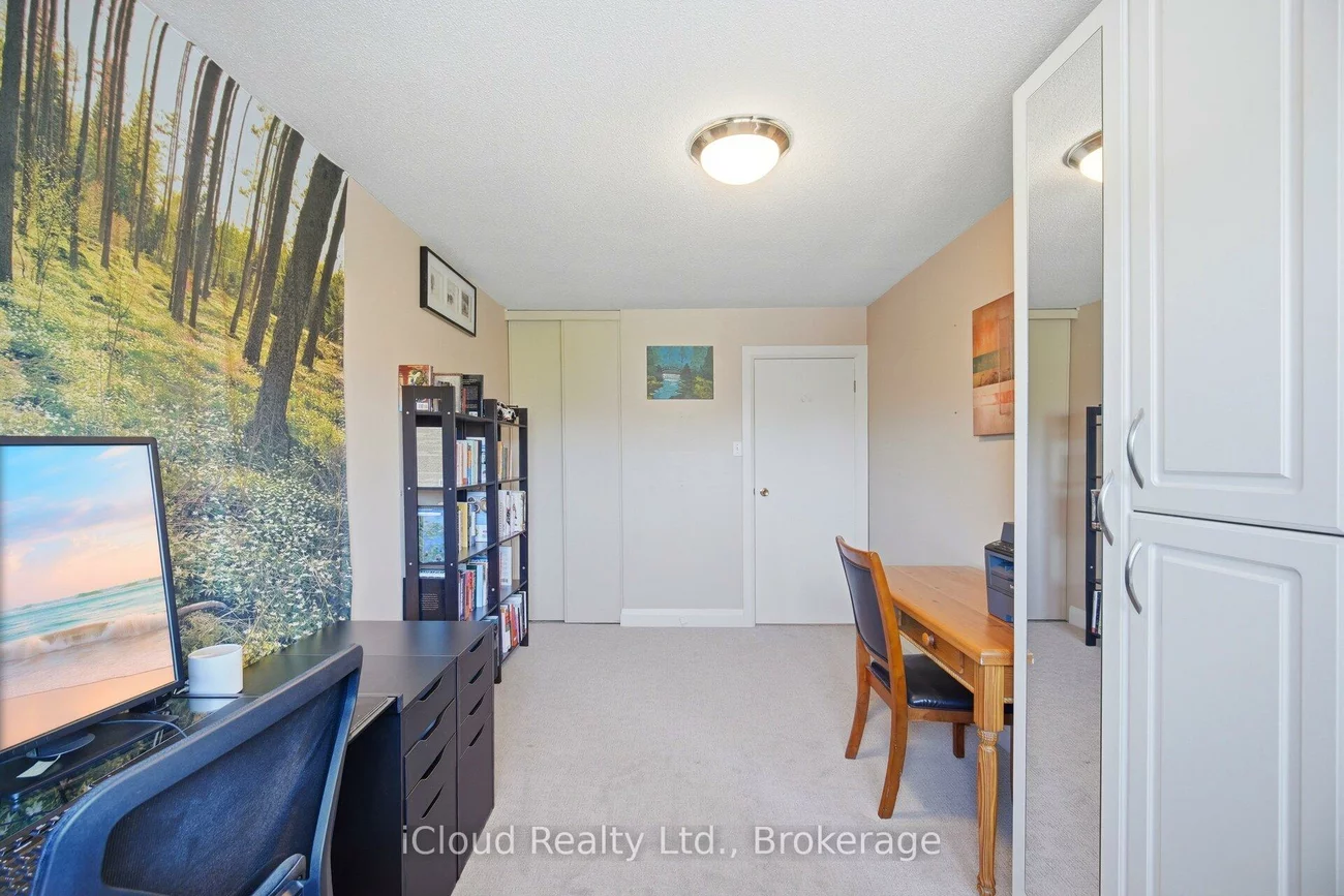 8, Lindridge, Westgate, Brampton