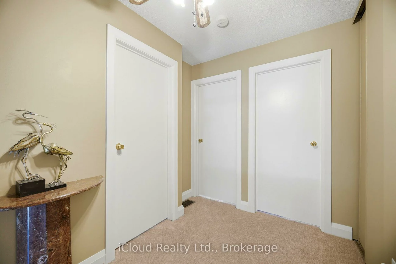 8, Lindridge, Westgate, Brampton