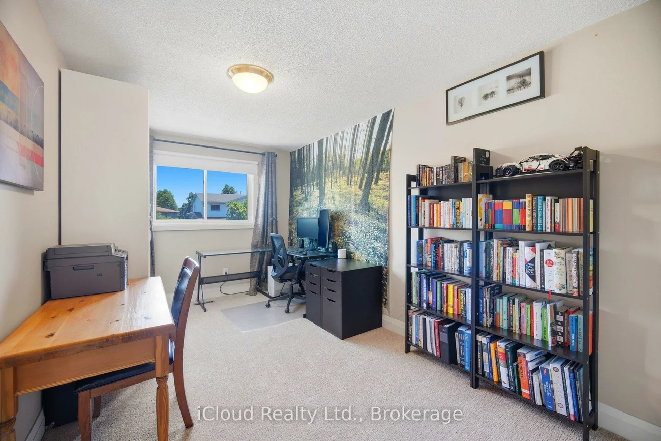 8, Lindridge, Westgate, Brampton