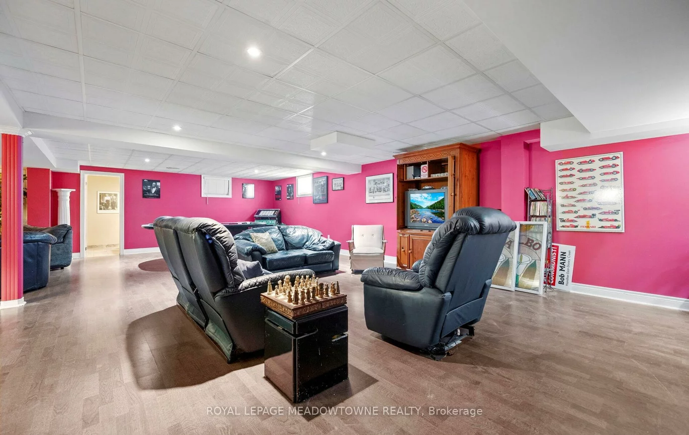 5, McNutt, Bram West, Brampton