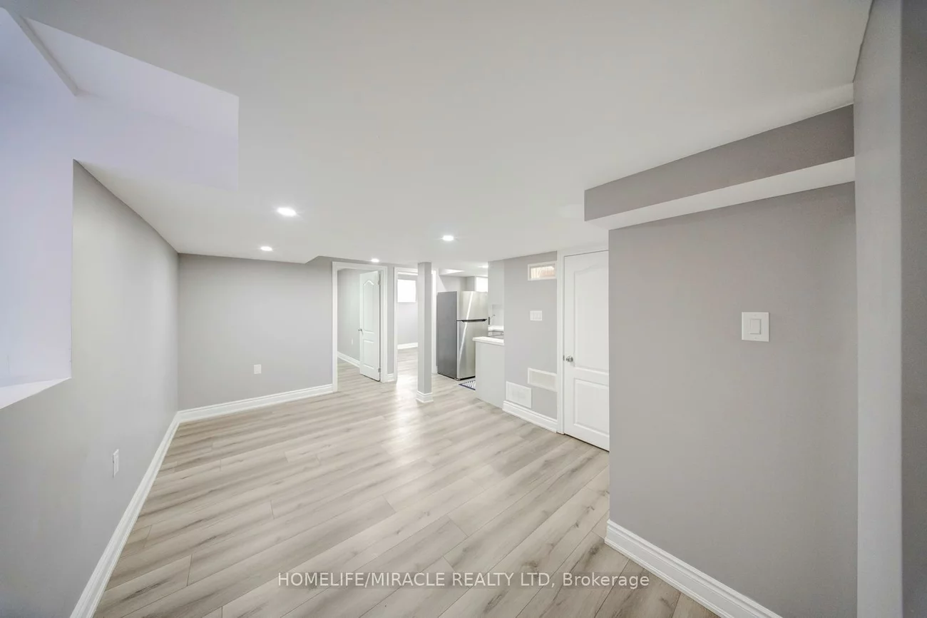 40, Swanton, Credit Valley, Brampton