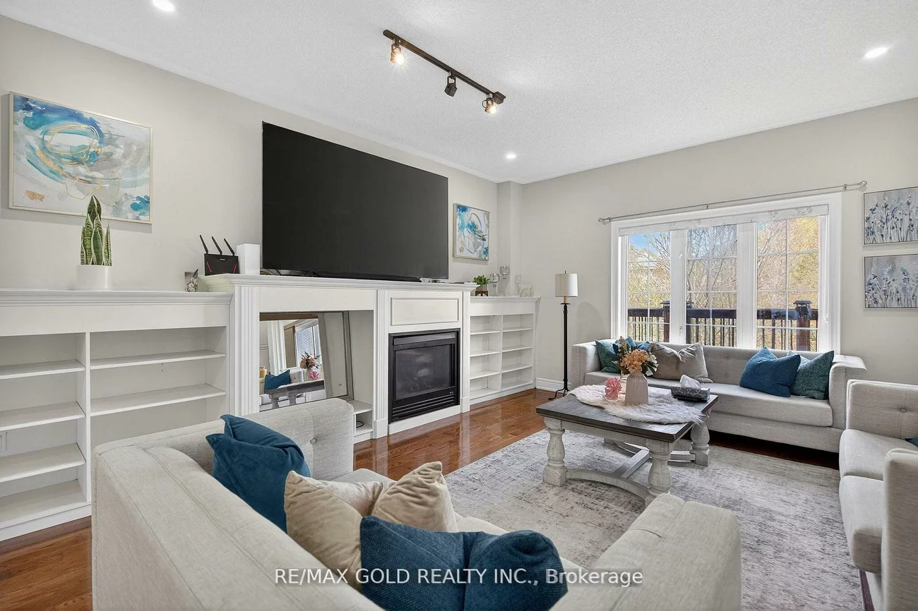 17, Maisonneuve, Vales of Castlemore North, Brampton