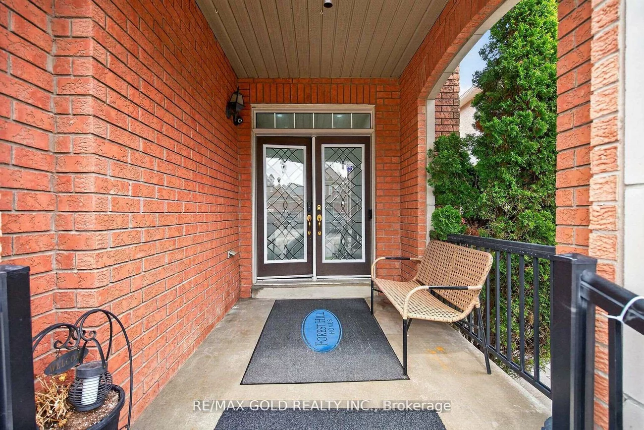 17, Maisonneuve, Vales of Castlemore North, Brampton