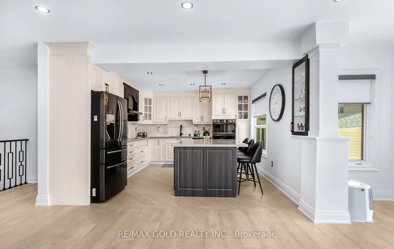 33, Nina, Fletcher's Meadow, Brampton