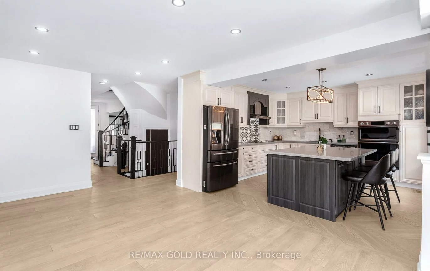 33, Nina, Fletcher's Meadow, Brampton