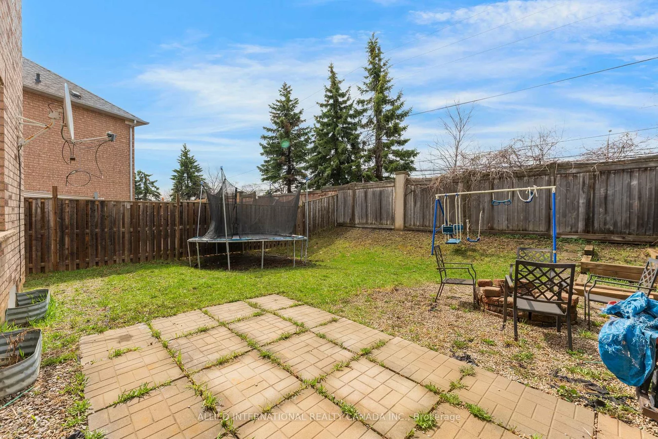 94, Earth Star, Sandringham-Wellington, Brampton