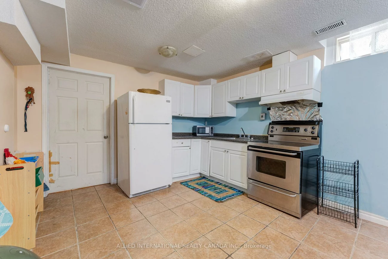94, Earth Star, Sandringham-Wellington, Brampton