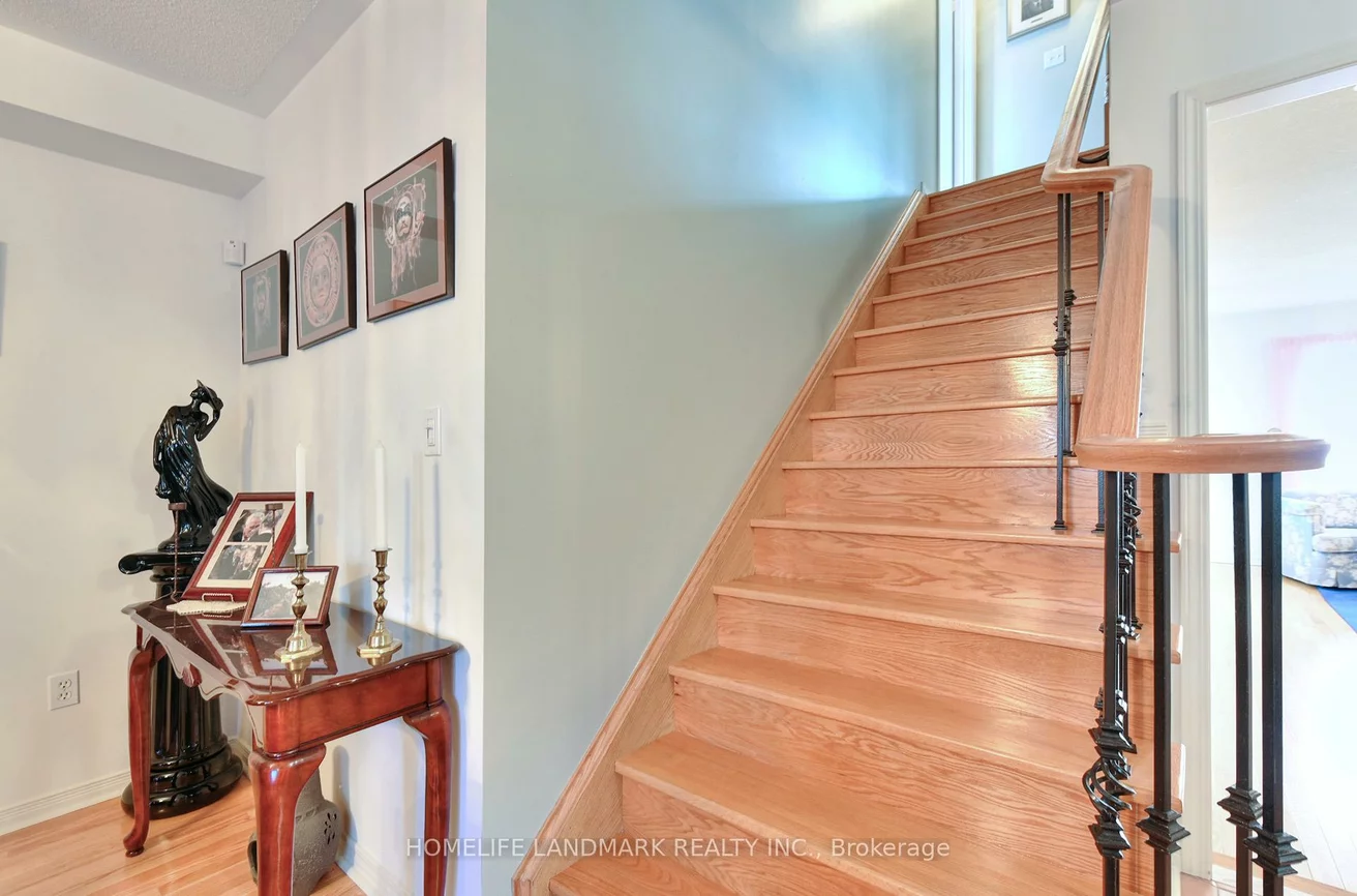 33, Fairway, Heart Lake East, Brampton