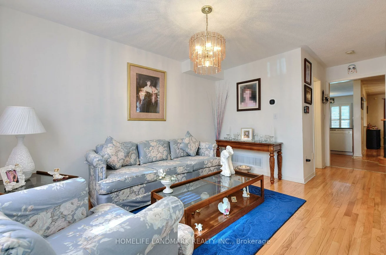 33, Fairway, Heart Lake East, Brampton