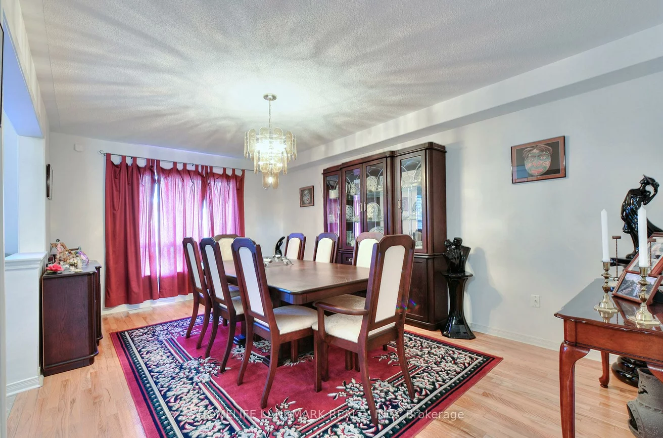 33, Fairway, Heart Lake East, Brampton