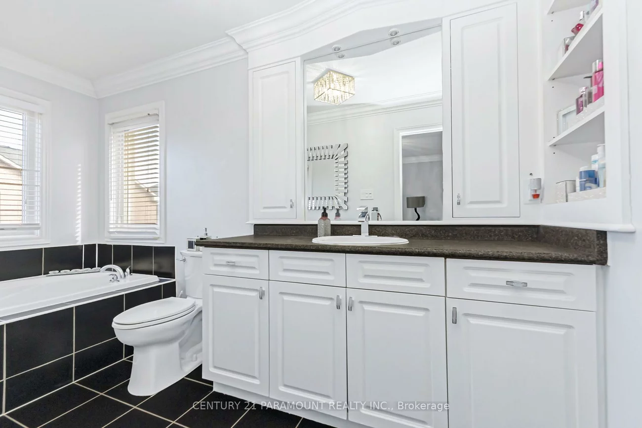 108, Silent Pond, Madoc, Brampton
