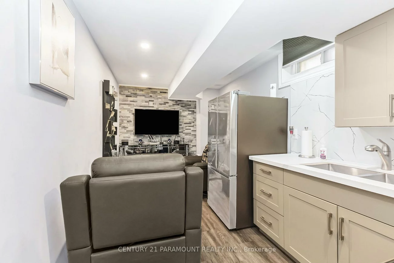 108, Silent Pond, Madoc, Brampton