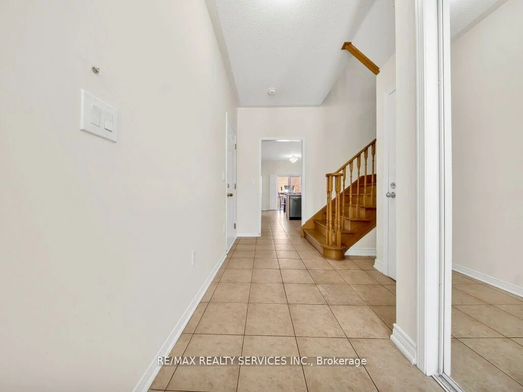 15, Lockburn, Fletcher's Meadow, Brampton