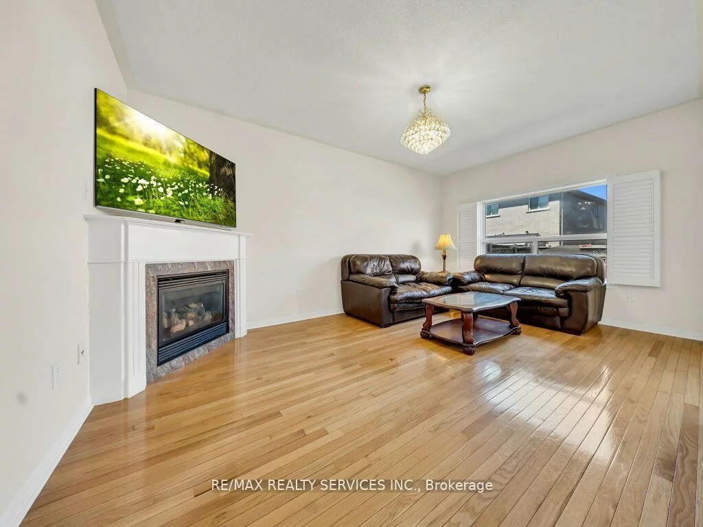 15, Lockburn, Fletcher's Meadow, Brampton