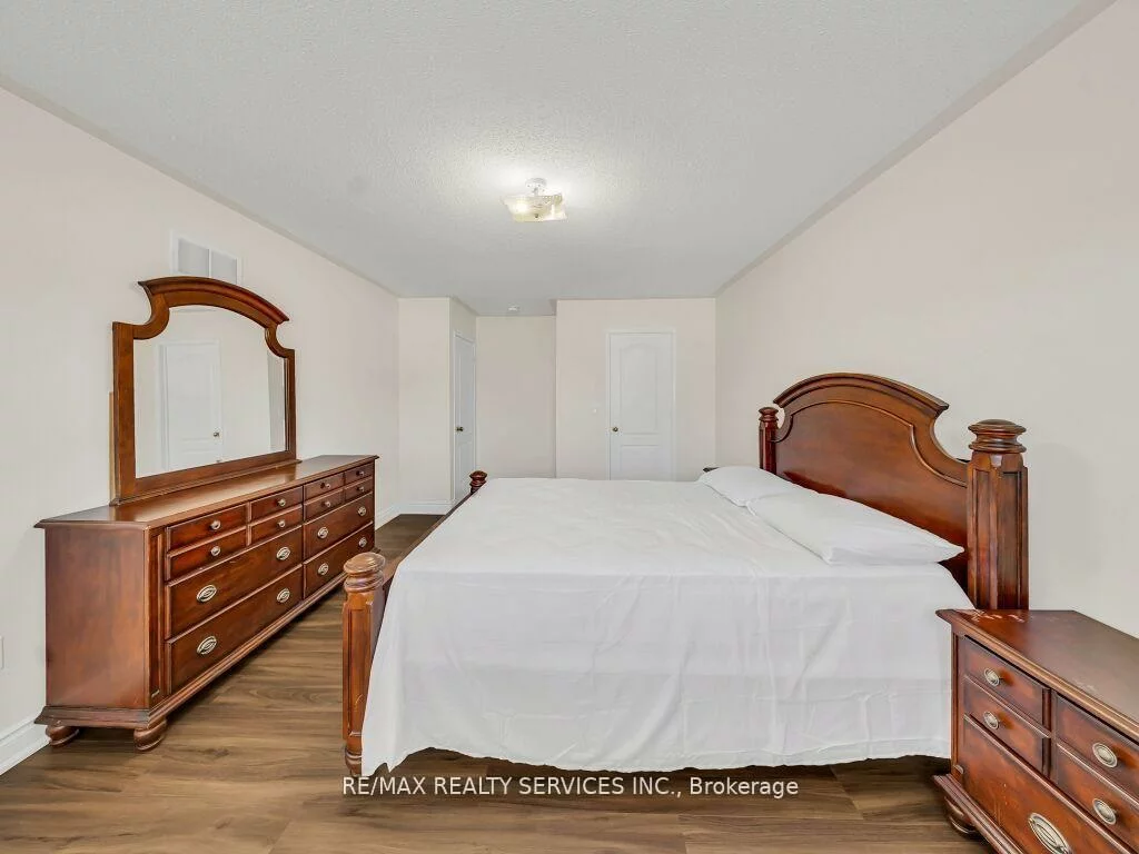 15, Lockburn, Fletcher's Meadow, Brampton