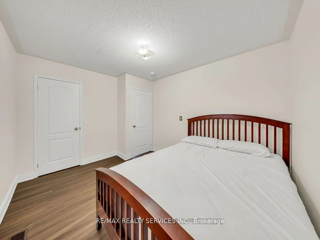 15, Lockburn, Fletcher's Meadow, Brampton