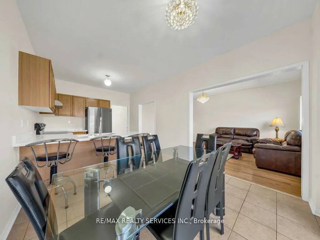 15, Lockburn, Fletcher's Meadow, Brampton