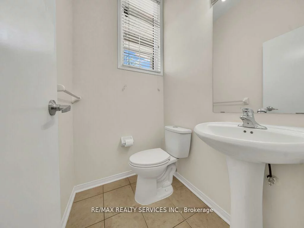 15, Lockburn, Fletcher's Meadow, Brampton
