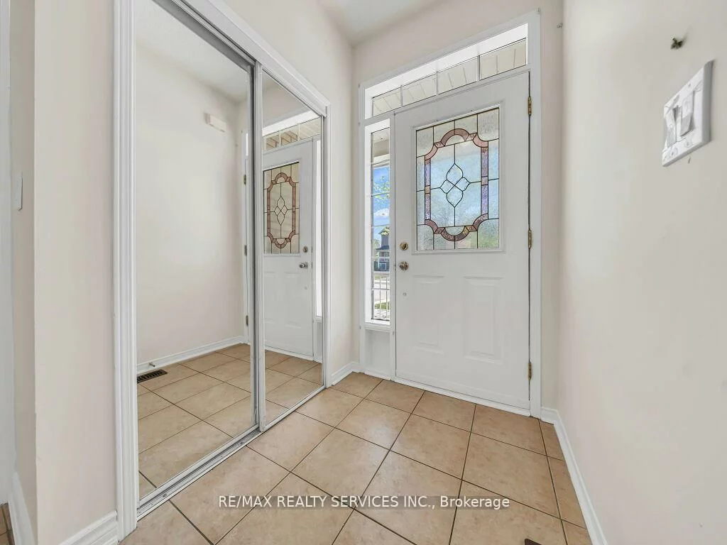 15, Lockburn, Fletcher's Meadow, Brampton