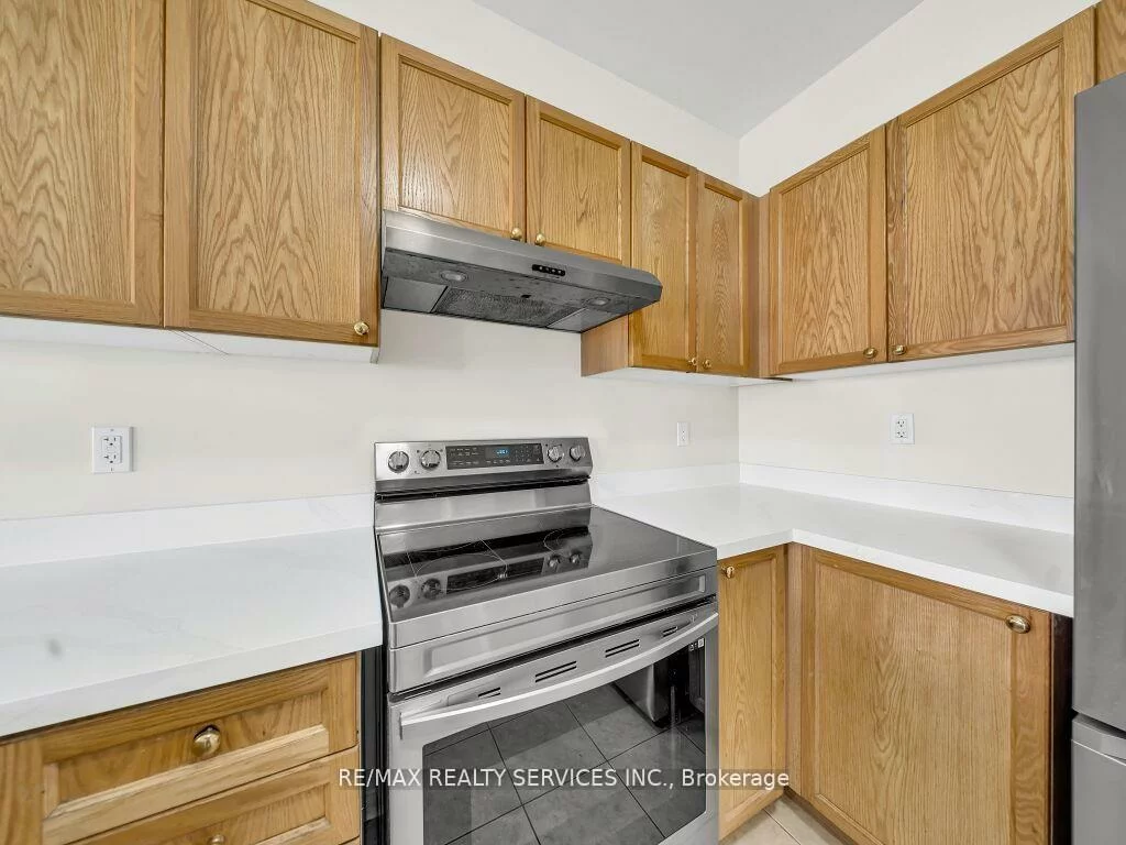 15, Lockburn, Fletcher's Meadow, Brampton