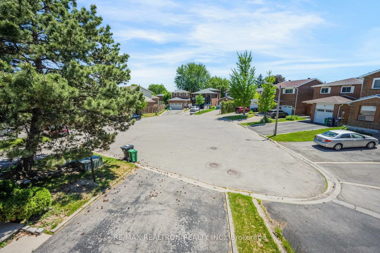 14, Albemarle, Heart Lake, Brampton