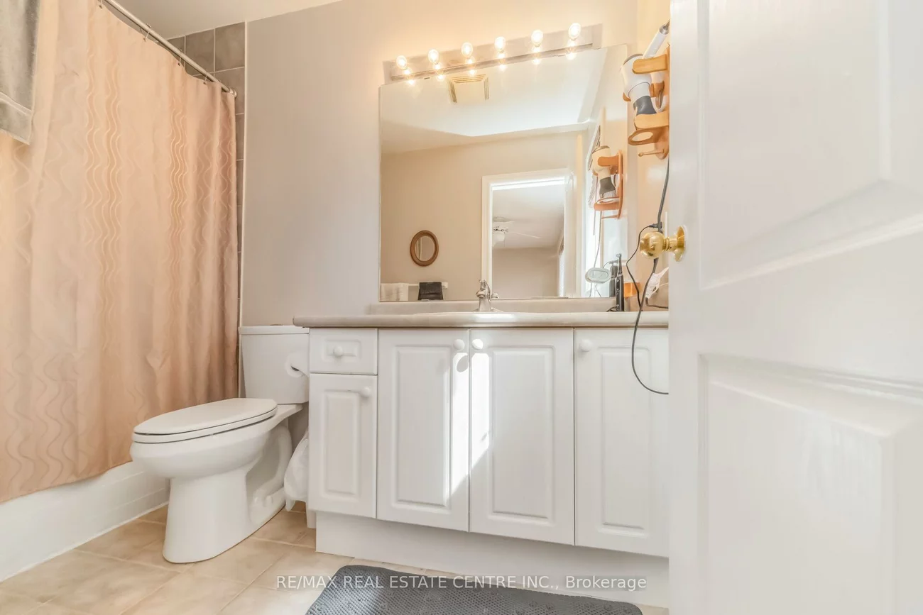 70, Carmel, Vales of Castlemore North, Brampton