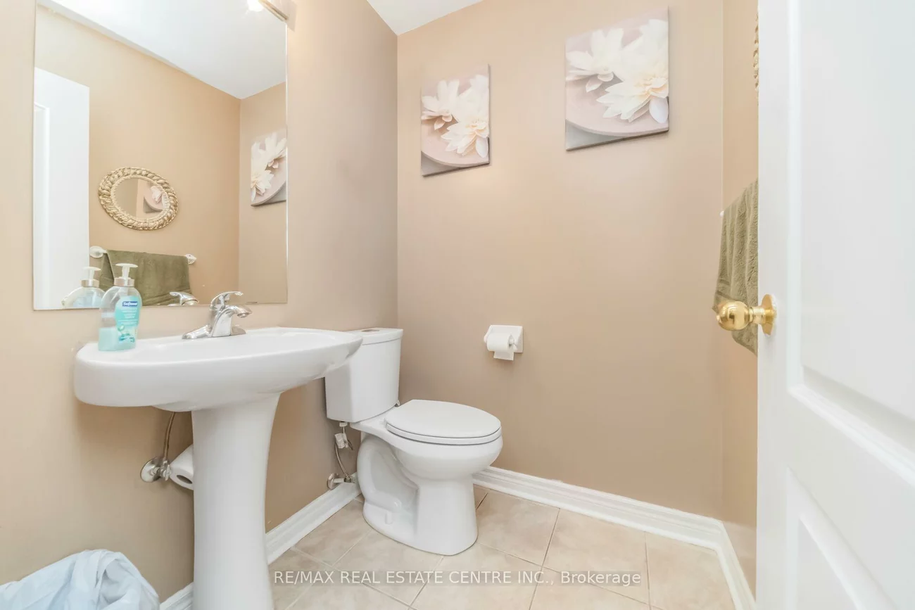 70, Carmel, Vales of Castlemore North, Brampton