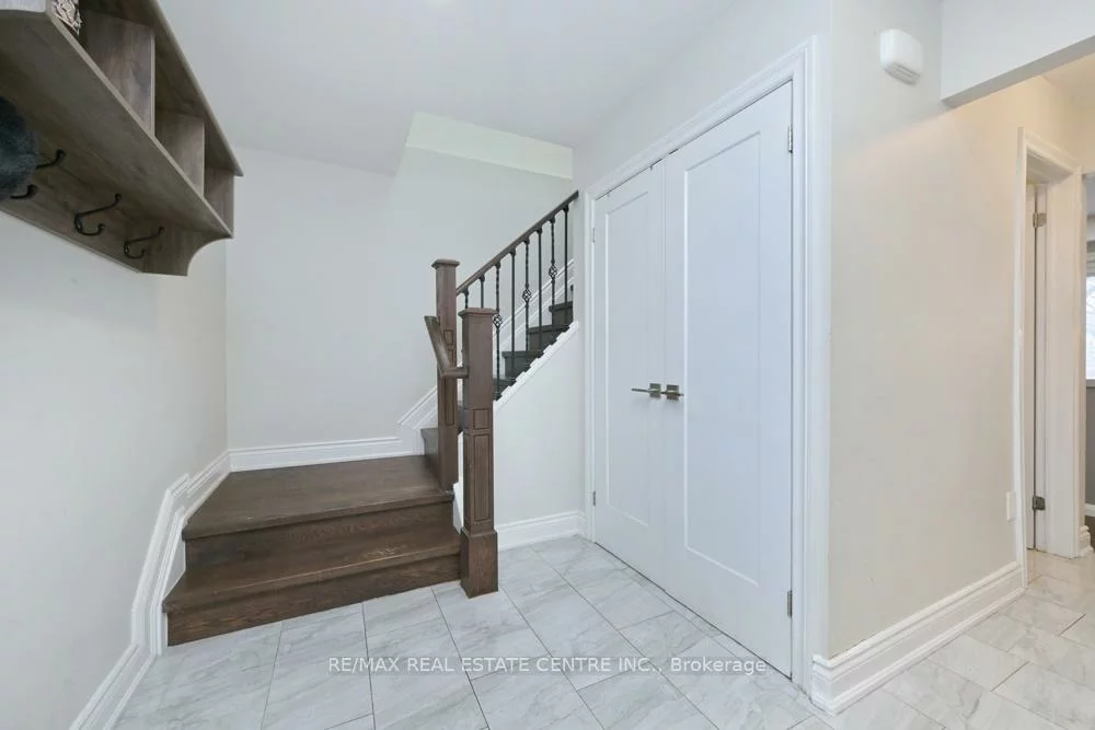 14, Borden Hill, Central Park, Brampton