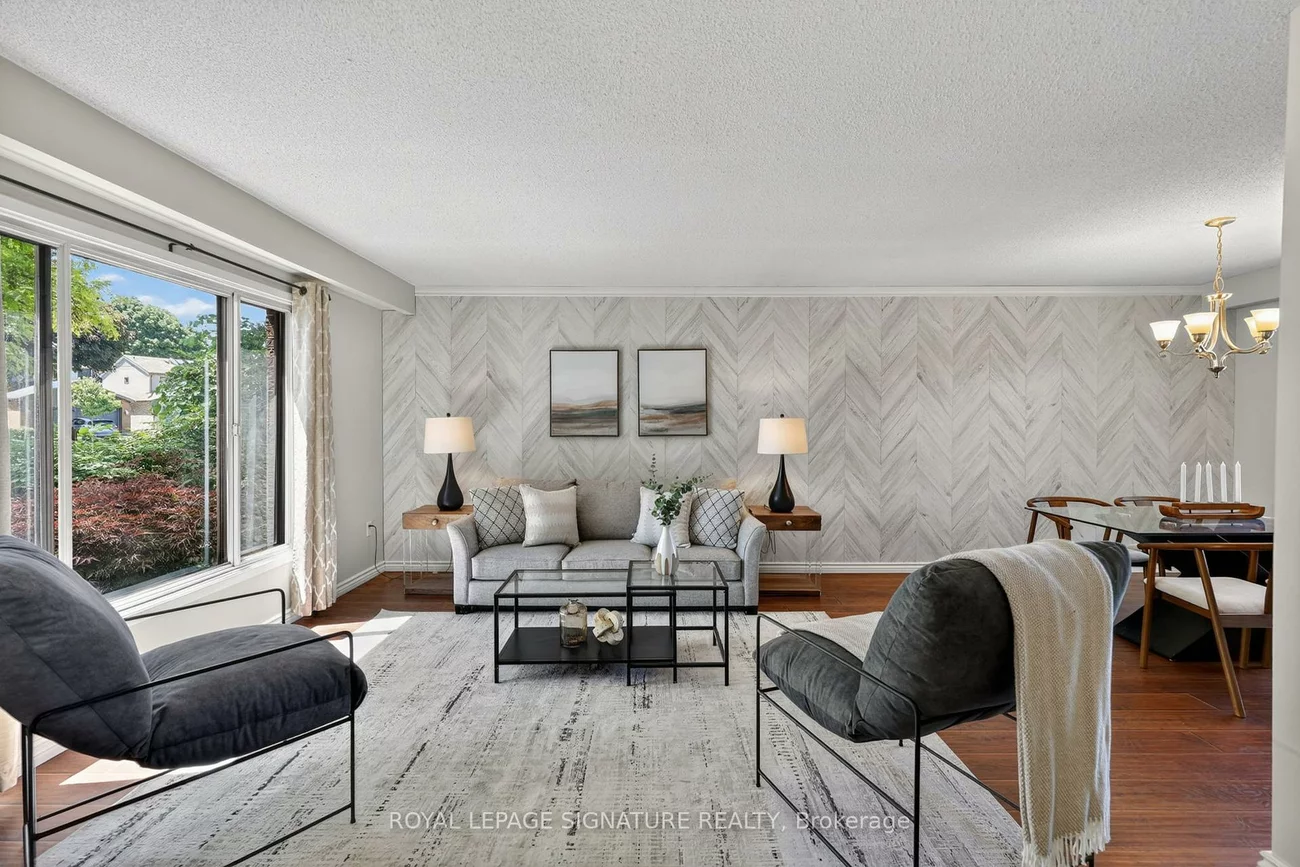 29, Mansfield, Central Park, Brampton