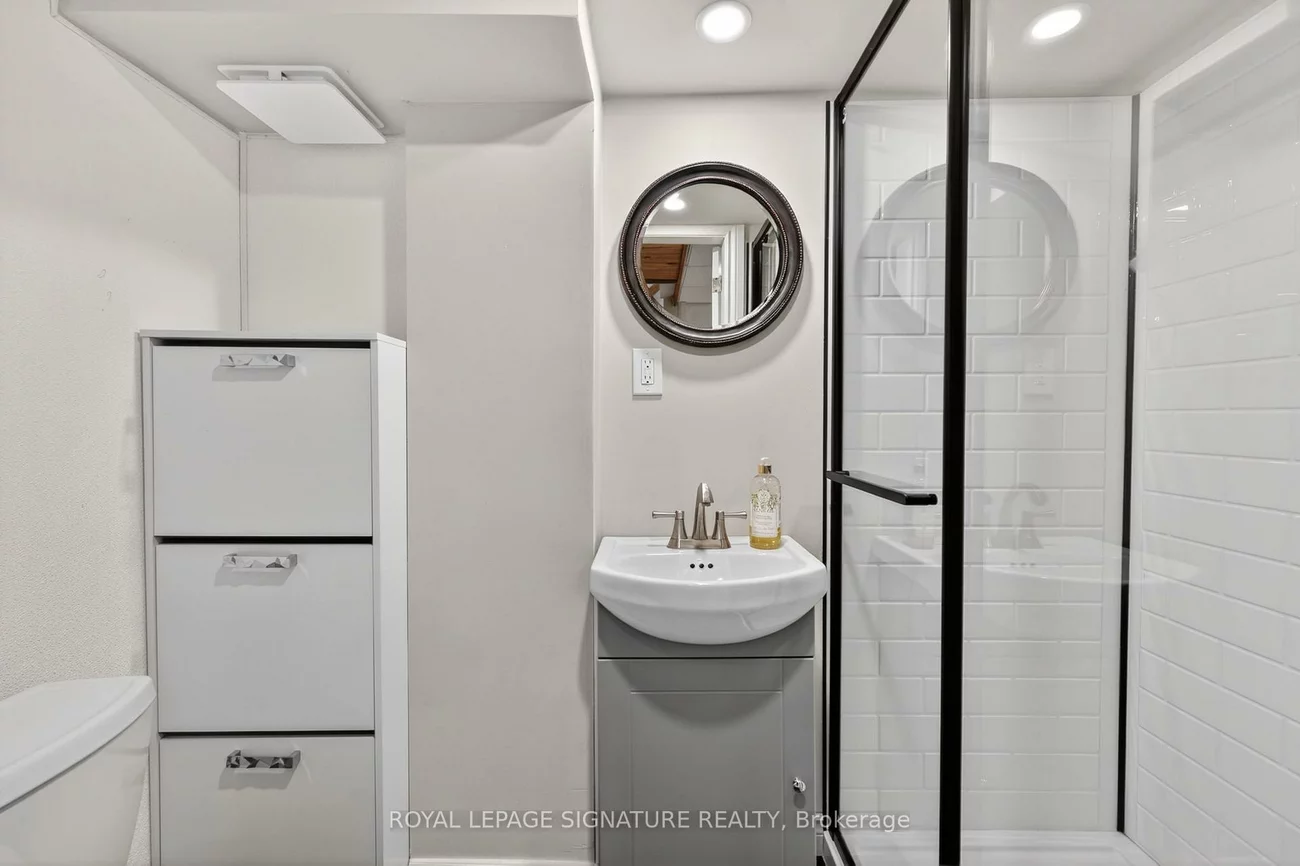 29, Mansfield, Central Park, Brampton