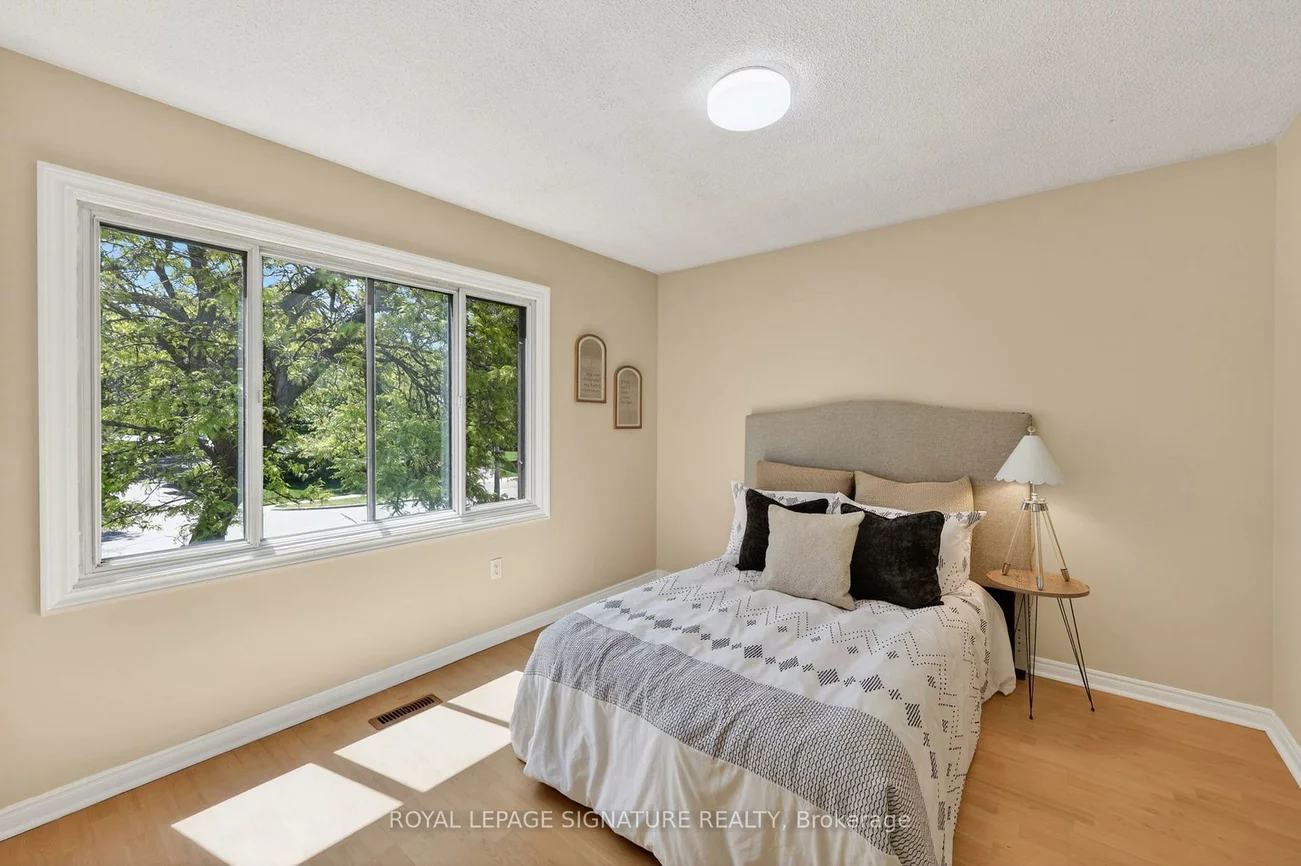 29, Mansfield, Central Park, Brampton