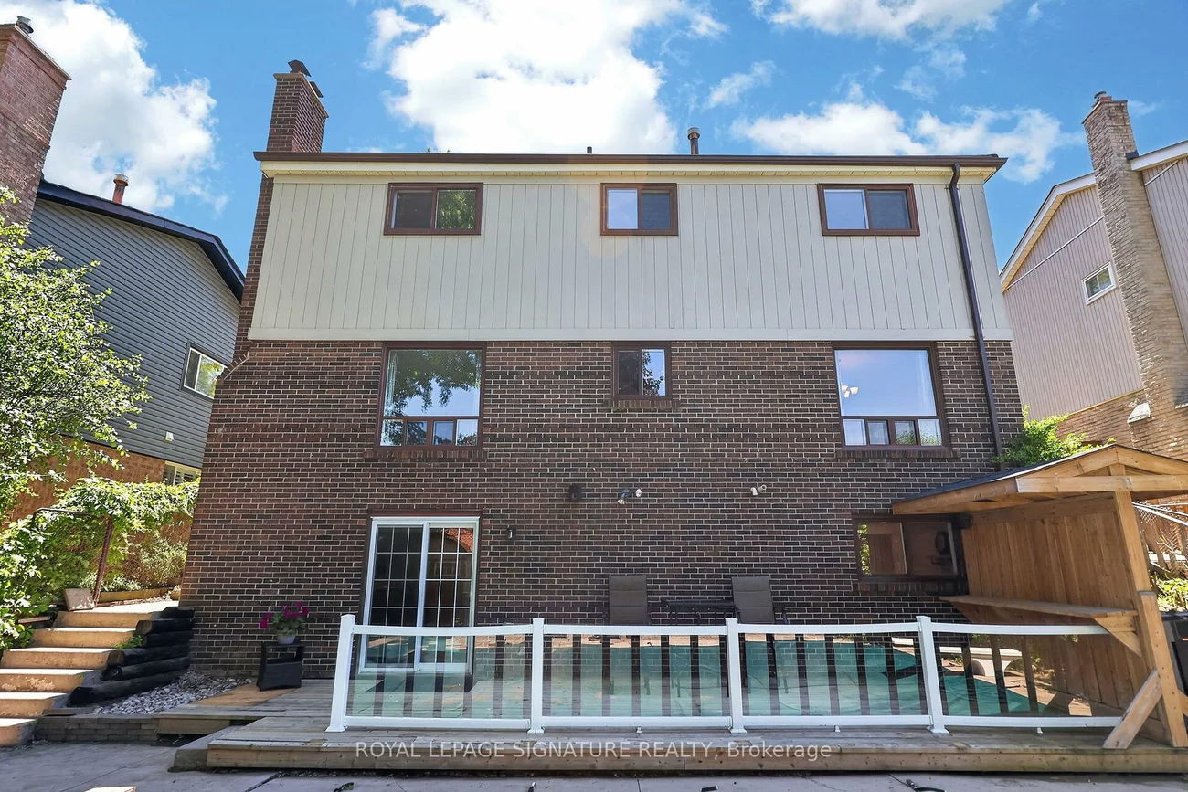 29, Mansfield, Central Park, Brampton