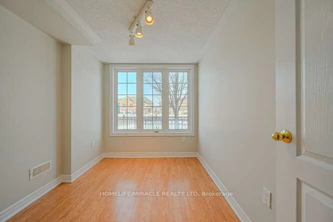45, Peach, Sandringham-Wellington, Brampton