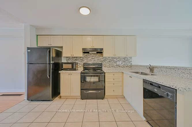 45, Peach, Sandringham-Wellington, Brampton