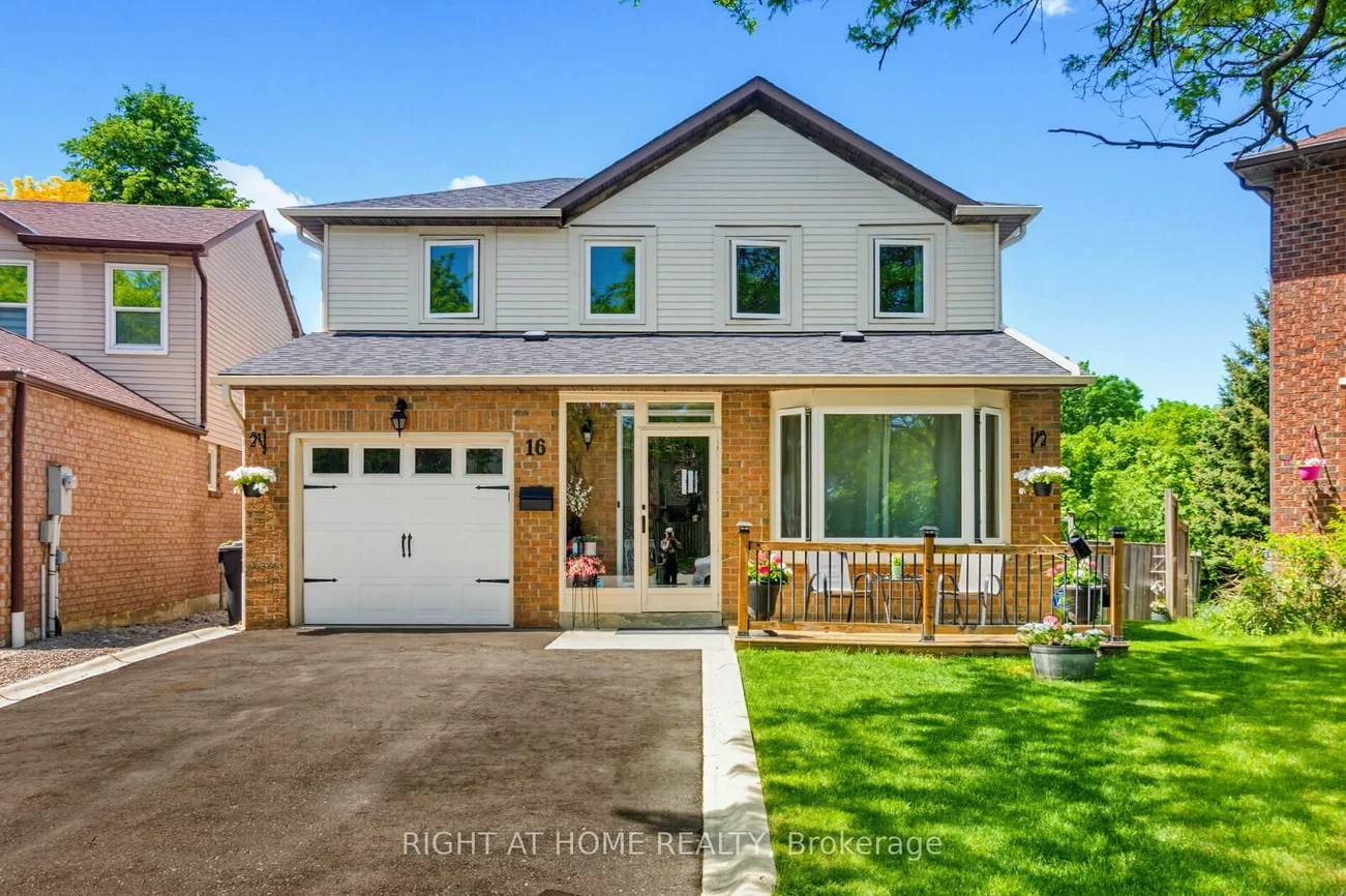 16, Marengo, Central Park, Brampton