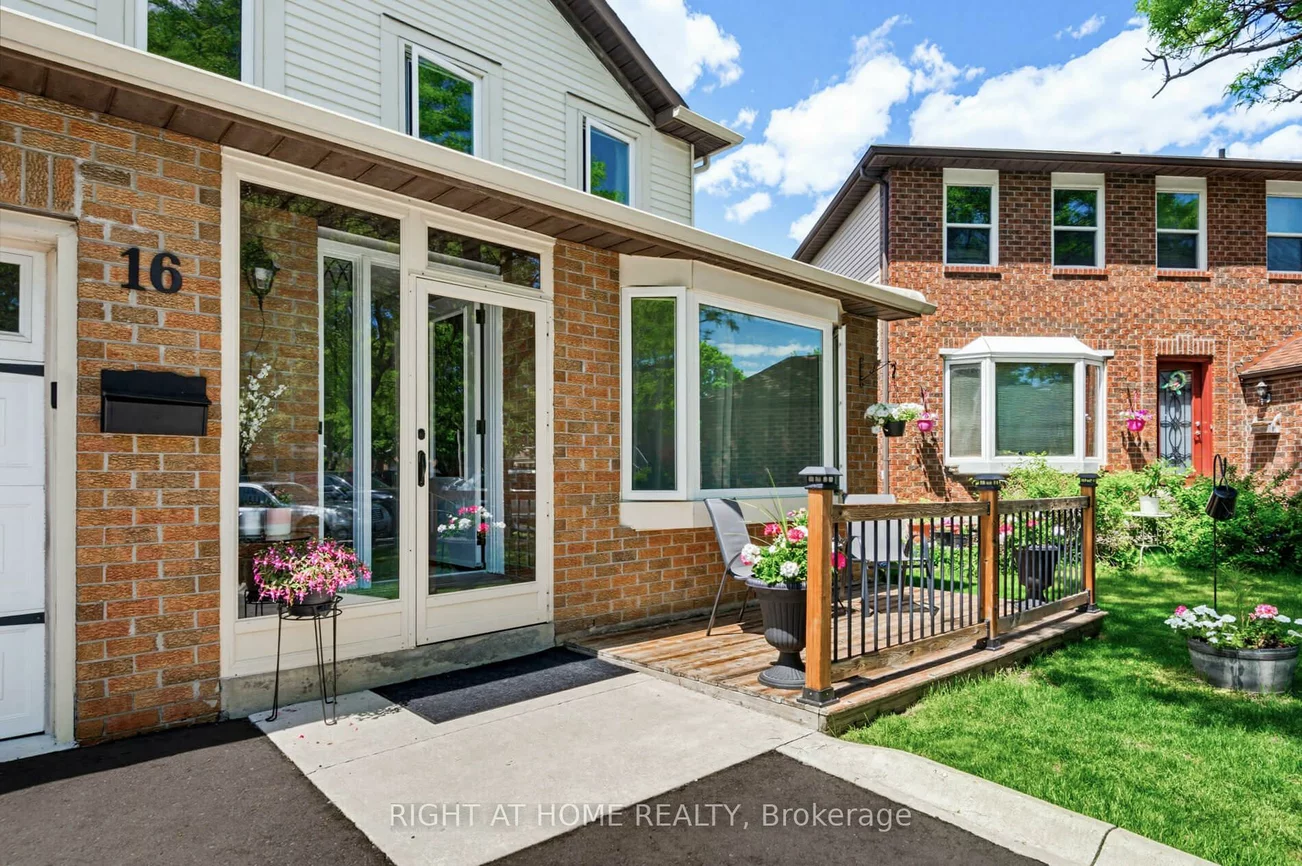16, Marengo, Central Park, Brampton