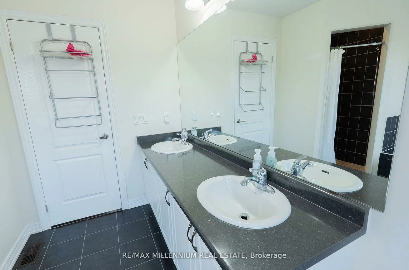8, Zelda, Sandringham-Wellington North, Brampton
