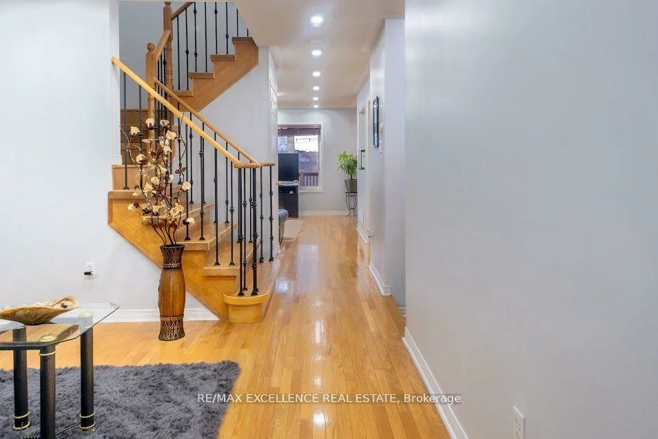 99, Rockgarden, Sandringham-Wellington, Brampton