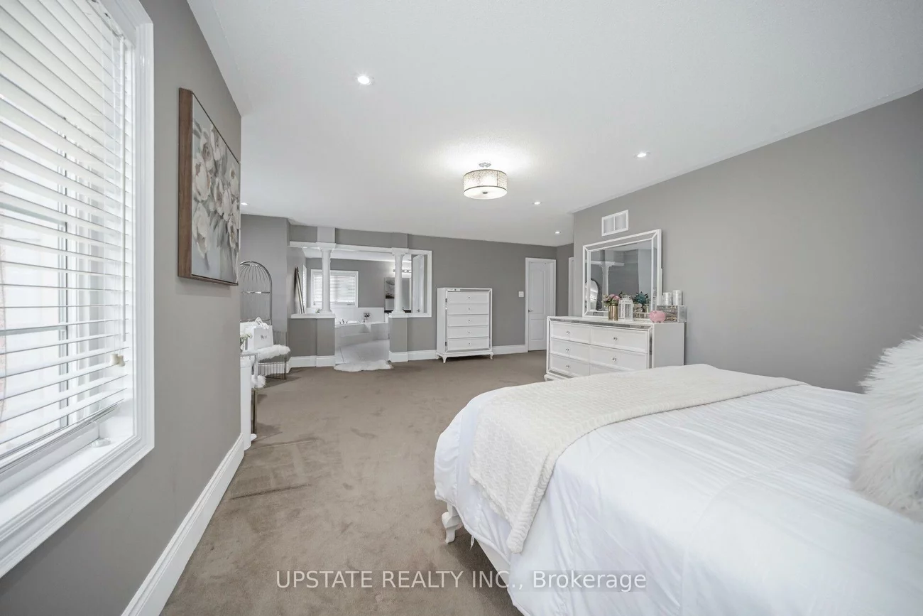 2, Beachville, Credit Valley, Brampton