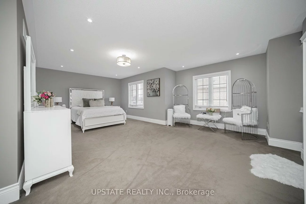 2, Beachville, Credit Valley, Brampton