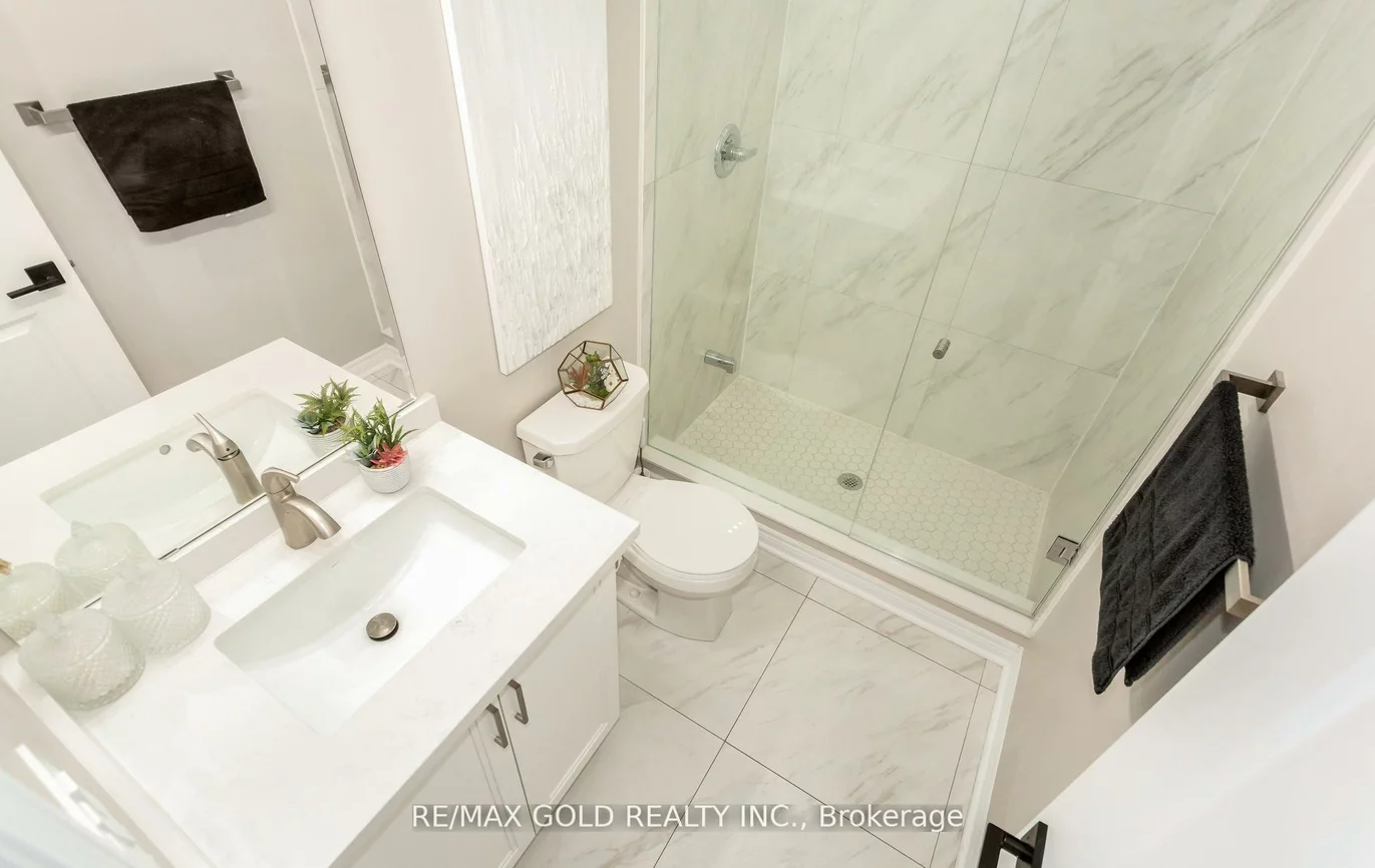 19, Farringdon, Northwest Brampton, Brampton