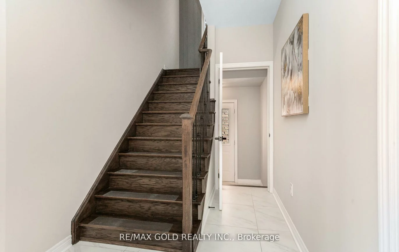 19, Farringdon, Northwest Brampton, Brampton