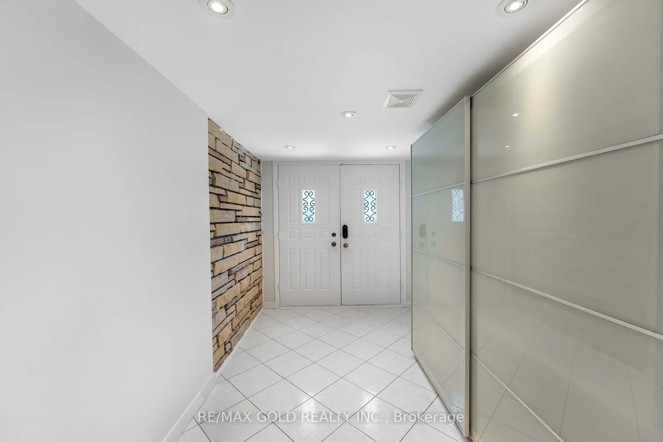 41, Brookland, Bram West, Brampton