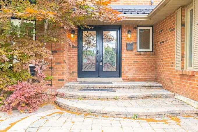 26, Oakridge, Heart Lake West, Brampton