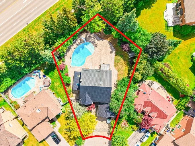 26, Oakridge, Heart Lake West, Brampton